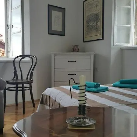 Cozy Hvar 아파트 *